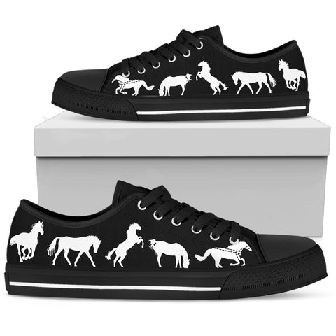 Black and White Horse Women's Low Top Shoe
